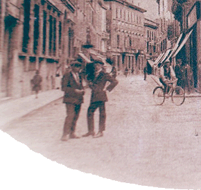 Prosegui sulla strada e visita le altre vetrine del Borgo